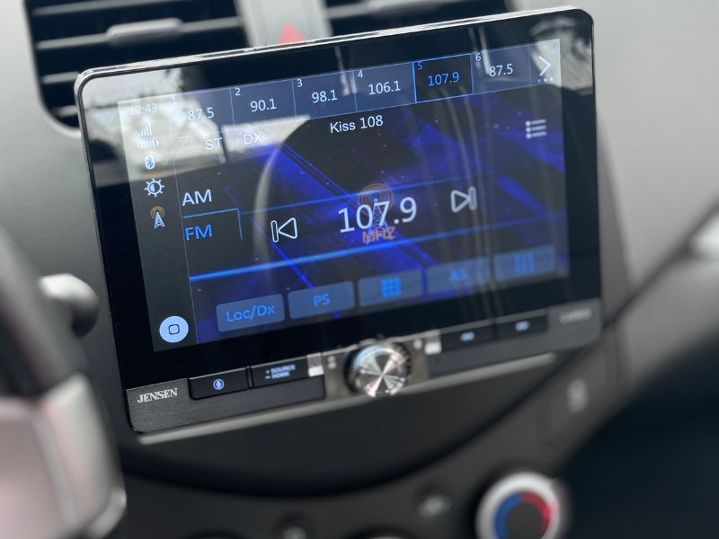 Car GPS navigation installation in Malden, MA
